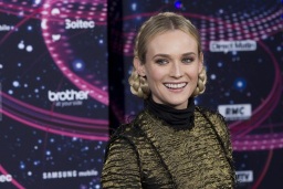 Los créditos de la actriz incluyen "Unknown", "Inglorious Basterds" y "Troy" por mencionar algunas de sus muchas producciones de Hollywood. También ha realizado filmes europeos.